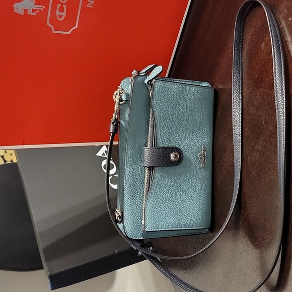 Authentic Coach NOA Pop-up Messenger in Colorblock (28337)